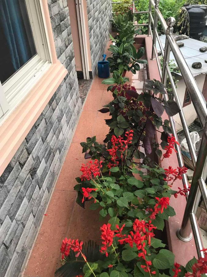 Hotel Aarjan And Restaurant Ποκάρα Εξωτερικό φωτογραφία